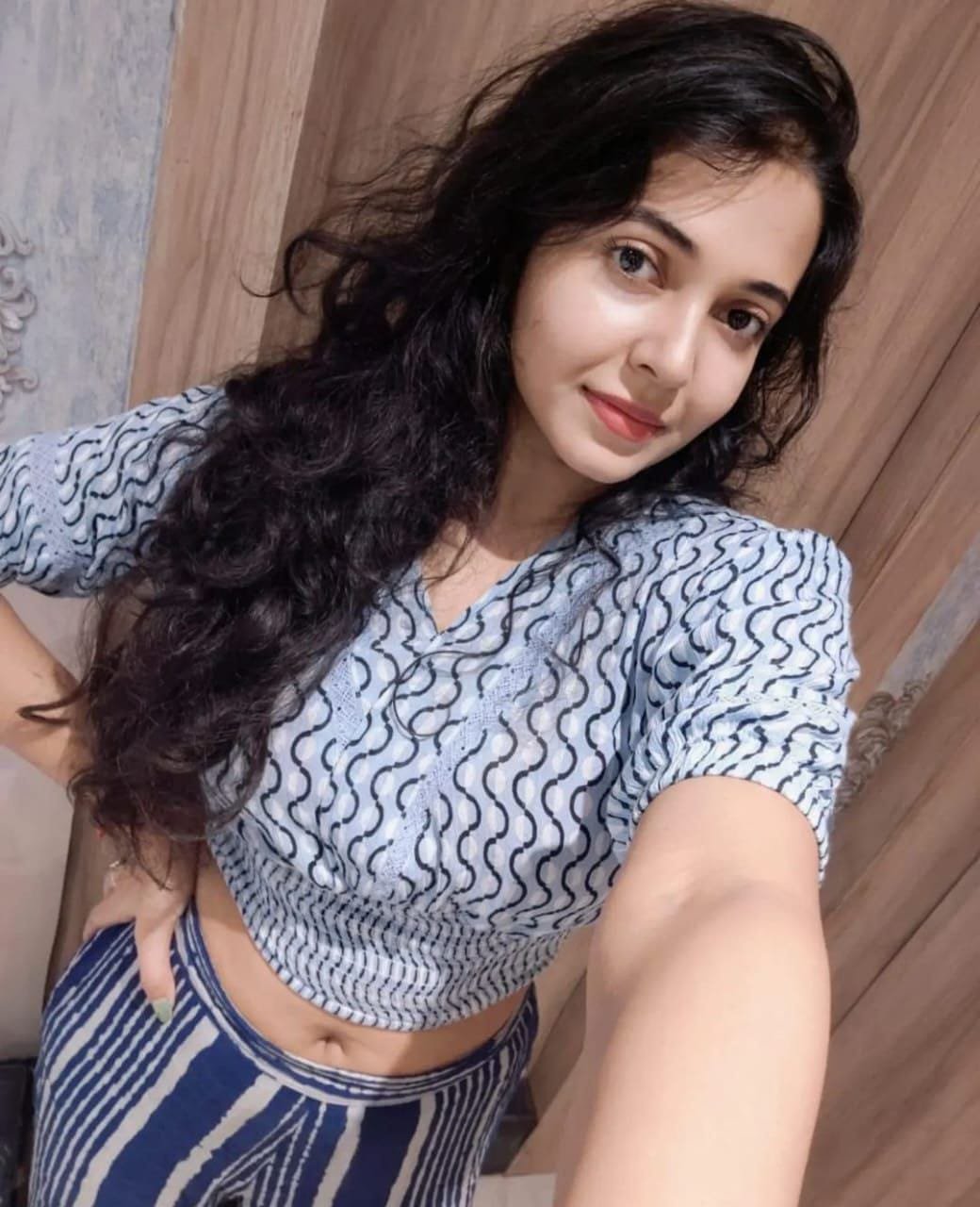 Riya independent hot sexy college girls and bhabhi 24/7 service availv