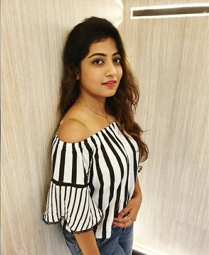 Vapi Low price VIP genuine call girl service