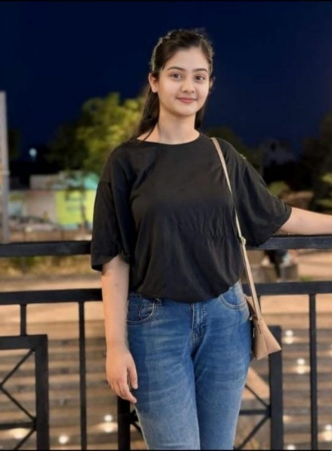 Vadodara BEST 💯✅VIP SAFE AND SECURE GENUINE SARVICE CALL VIP VIP....