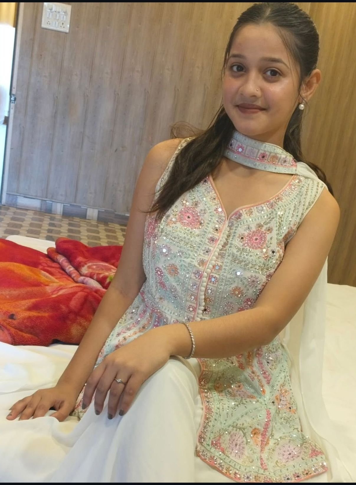 Anand low budget ❣️ independent college home hotel housewife service