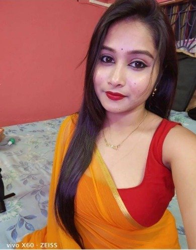 ARE YOU LOOKING FOR HOT AND GOOD LOOKING GIRL 👇 MSG HERE. HA💯🌹
