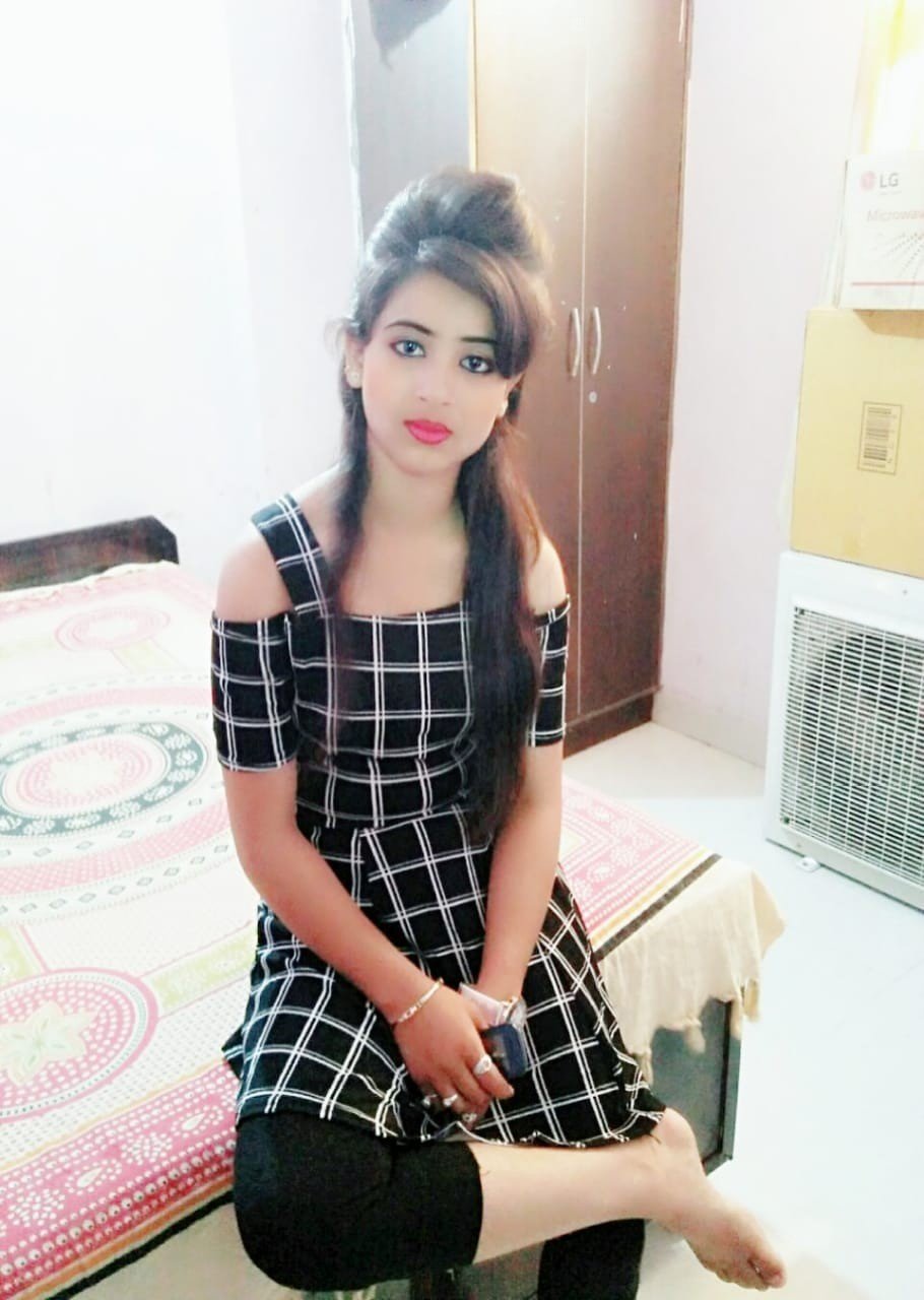 Visakhapatnam college girls and bhabhi aunty available 24 hour availab