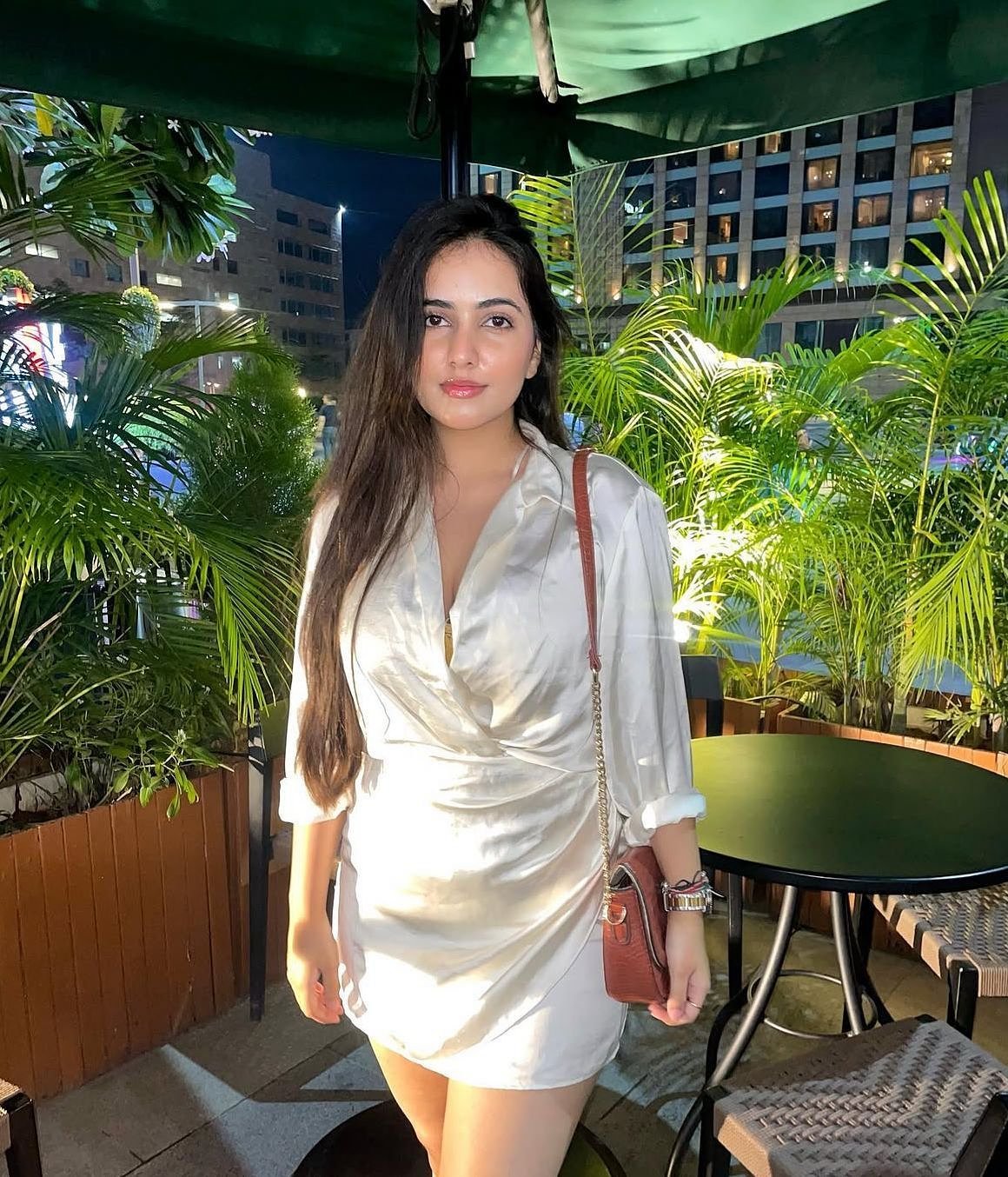 Anand Independent Escorts Call Girls Services available.